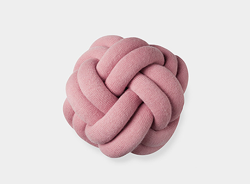 Knot Cushion