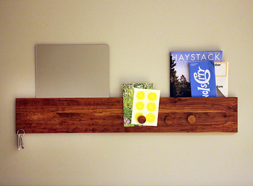 Apple Magnetic Wood Mail Organizer