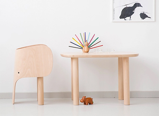 Elephant Chair and Table