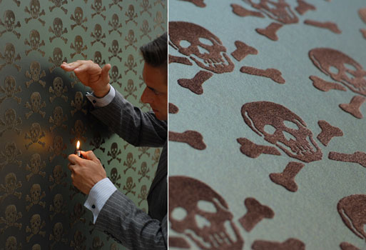 Skulls Wallpaper – Bronze on Oil Slick