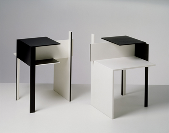 DeStijl table