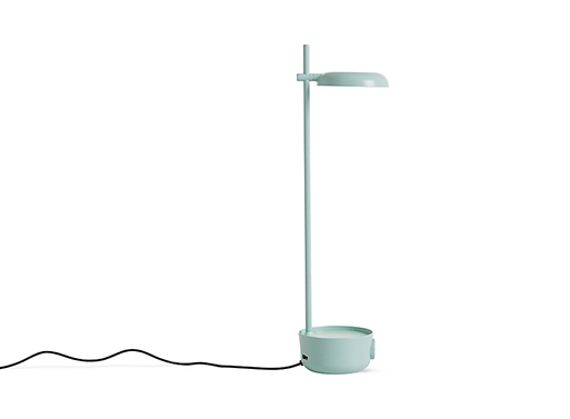 Focal LED Lamp with USB Port