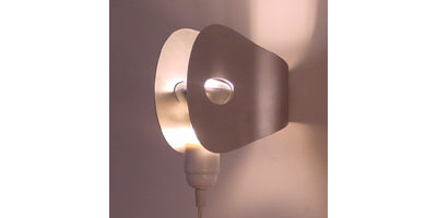 Tong Wall Light