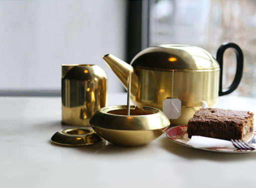 Form Tea Set