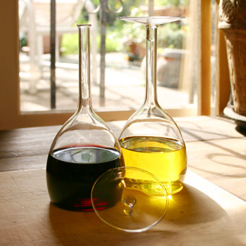 Ming Oil & Vinegar Set
