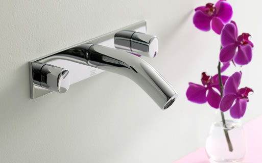 Oblo Wallmount Faucet