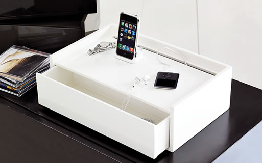 Lacquer Docking Station